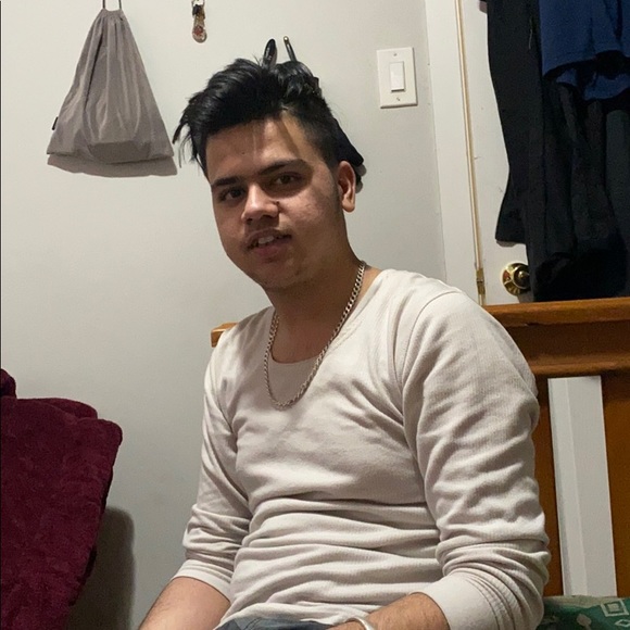 Meet your Posher, Sachin - Picture 1 of 1